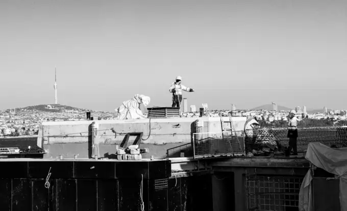 How to identify roof replacement warning signs