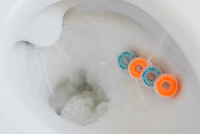 What Household Items Can be Used to Unclog Toilet Without Plunger