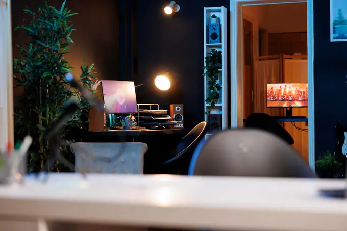 How is Wiz Khalifa's $4.6M L.A. Home Decorated